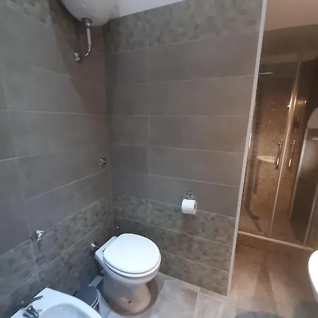 2 Passi A Nocleg ze śniadaniem Neapol